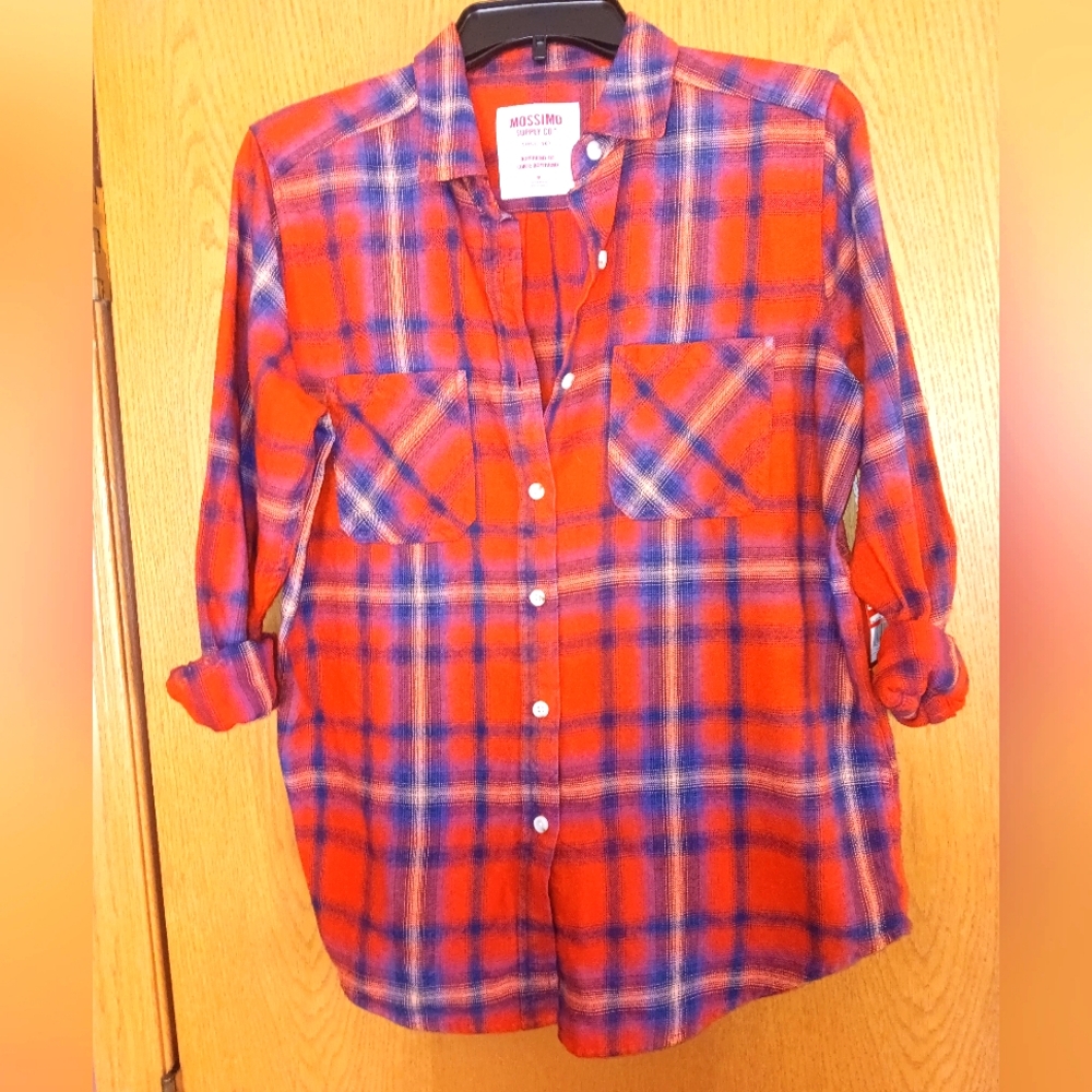 Women's size medium, Mossimo flannel shirt
